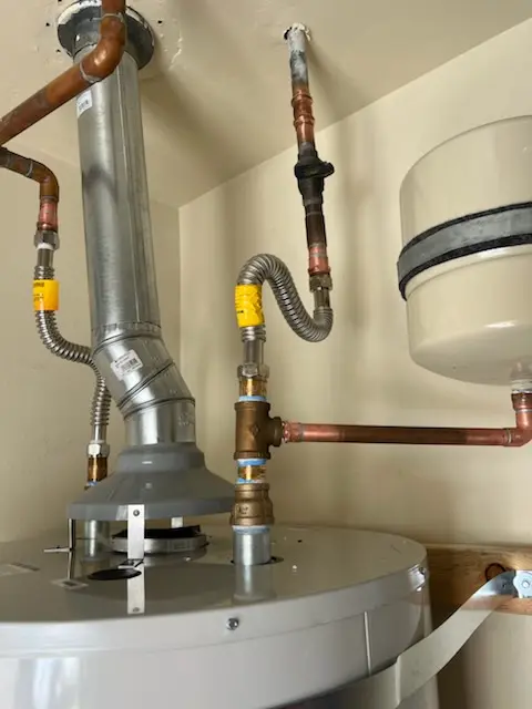 Water heater installation and plumbing repair in Marlin Forest